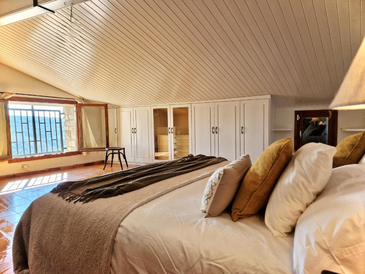Holiday home Cal Bisbe