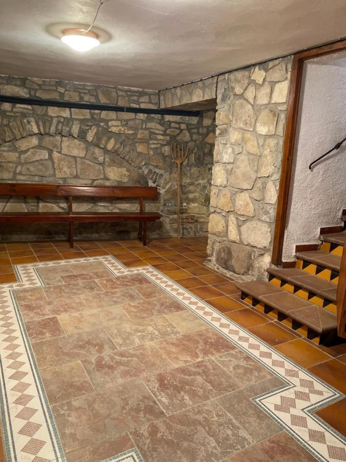 Cal Bisbe Holiday home Segura (Catalonia)